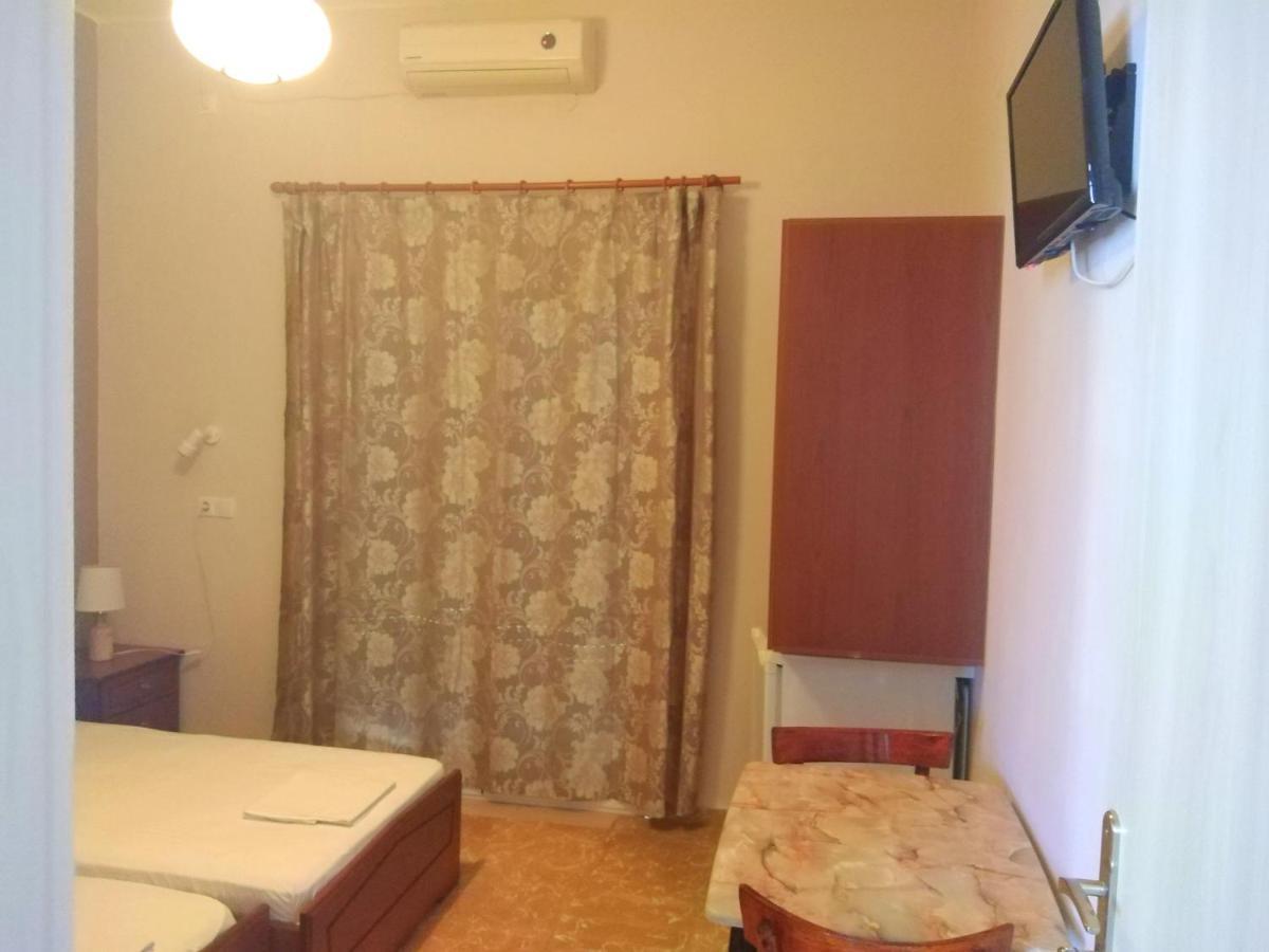 Rooms-Studio Anagnostou Loutra Edipsou  Exterior photo
