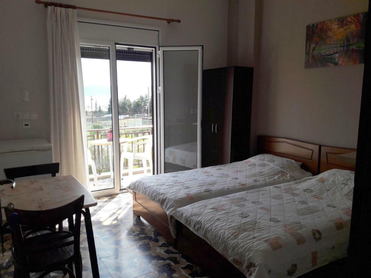 Rooms-Studio Anagnostou Loutra Edipsou  Exterior photo